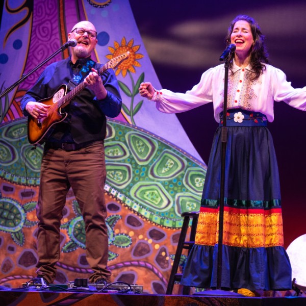 Pictured (L to R): Robert Walsh and Andrea Menard | Photo by: Dahlia Katz | Set Design: Cimmeron Meyer | Costume Design: Samantha McCue | Lighting Design: Kimberly Purtell | Set Inspired by Artwork by: Leah Dorion