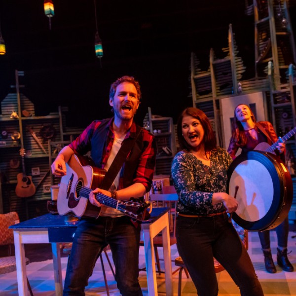 Pictured (L to R): Karen Lizotte, Ian Sherwood, and Malia Rogers | Photo by: Stoo Metz | Lighting Designer: Vicky Williams | Set Designer: Andrew Cull