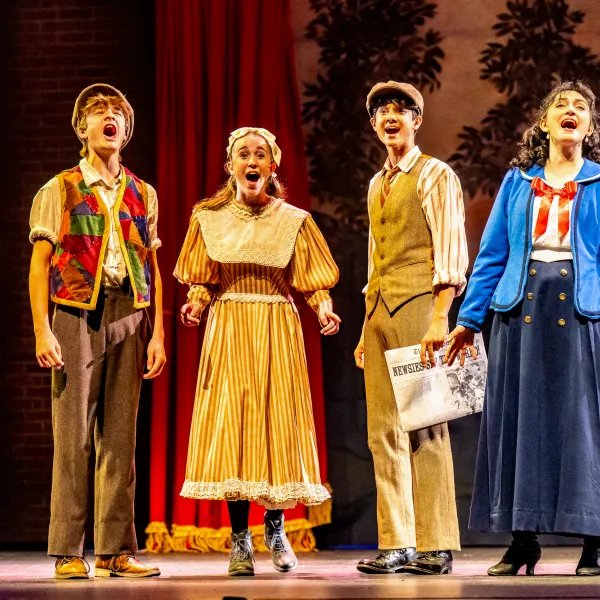 Pictured: Company members of Disney’s NEWSIES at the Grand Theatre. Directed by Ray Hogg. Music Direction by Matthew Atkins. Choreographed by Krista Leis. Set Design Consultant: Joshua Quinlan. Costume Design by Lisa Wright. Lighting Design by Echo Zhou周芷會. Sound Design by Emily Porter. Fight Director: Mike Dufays. Disability Consultant: Kristi Hansen. Stage Management by Melissa Cameron. Photography by Dahlia Katz.