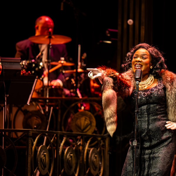 Pictured: Karen Burthwright in Piaf/Dietrich at the Grand Theatre. Rachel Peake – Director. Mary Ancheta – Music Director. Genny Sermonia – Choreographer. Lorenzo Savoini – Set Designer. Ming Wong – Costume Designer. Michelle Ramsay – Lighting Designer. Emily Porter – Sound Designer. Suzanne McArthur – Stage Manager. Photography by Dahlia Katz. 